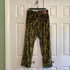 ☘️NWT The Simpsons Limited Edition Aeropostale Fleece Camo Pajama Pants